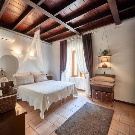 Porto Valentino 2 Apartment Sirmione Exterior photo